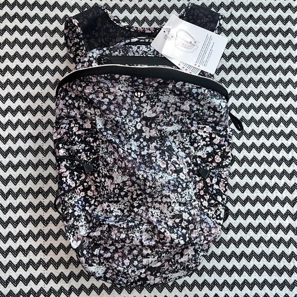 NWT Floral Spritz Multi lululemon Run All Day Backpack 13L main image 7